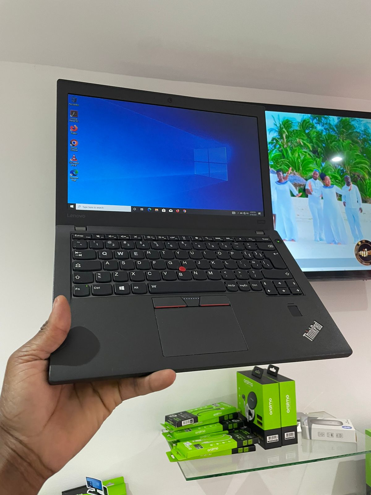 LENOVO THINKPAD X270 Intel core i7 8GB Ram 256GB SSD 12.5 Inches Display 7th gen - Image 3